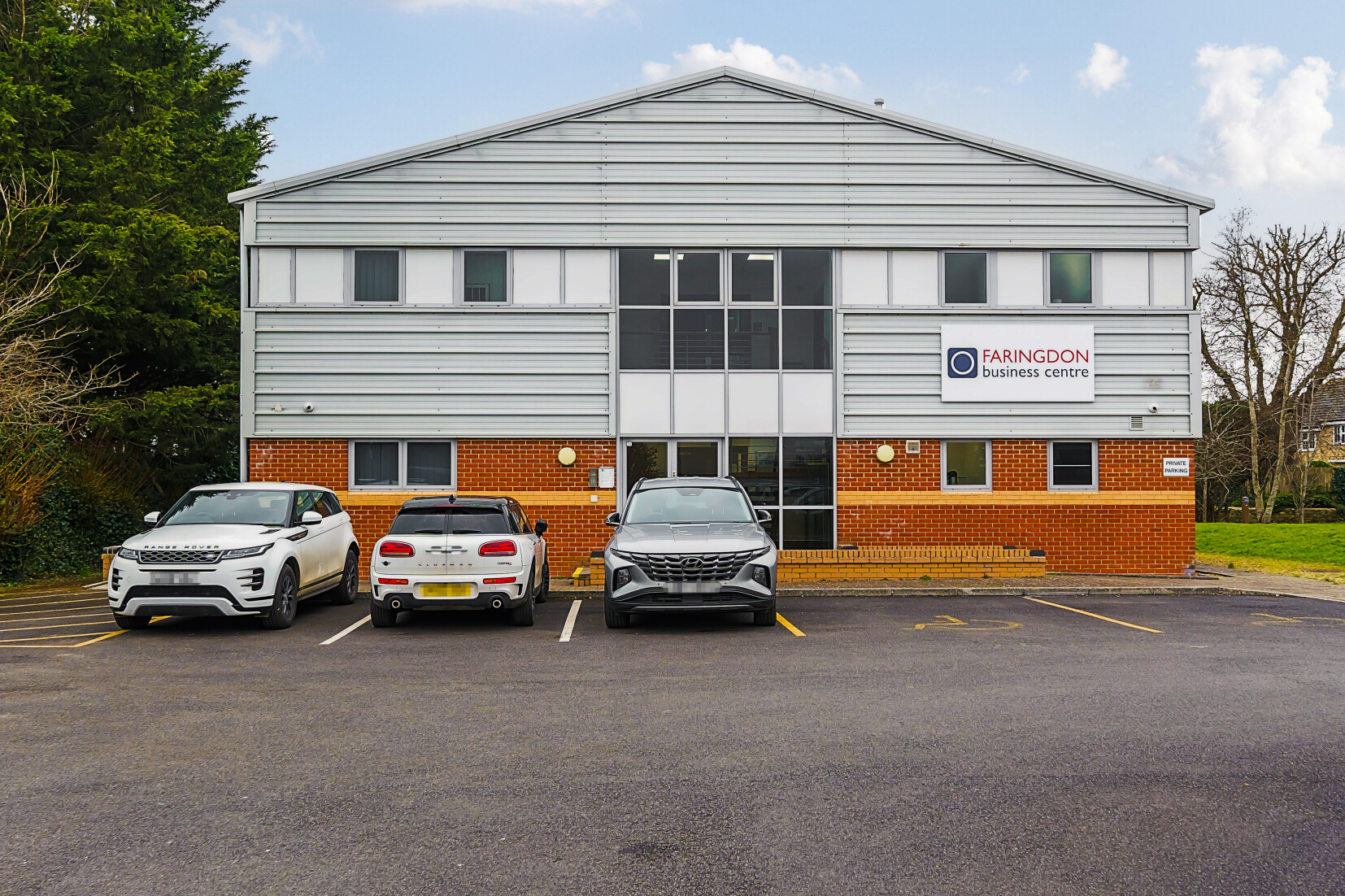 Faringdon Business Centre Exterior